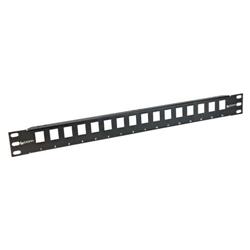 1.75×19英寸（4.4×48.3厘米）配线架组件，带16个RJ45（8×8）Keystone插座的图片