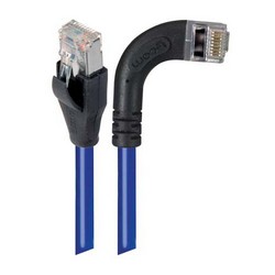 超5类屏蔽直角型跳线，右出线/直通，蓝，3英尺（0.9米）的图片